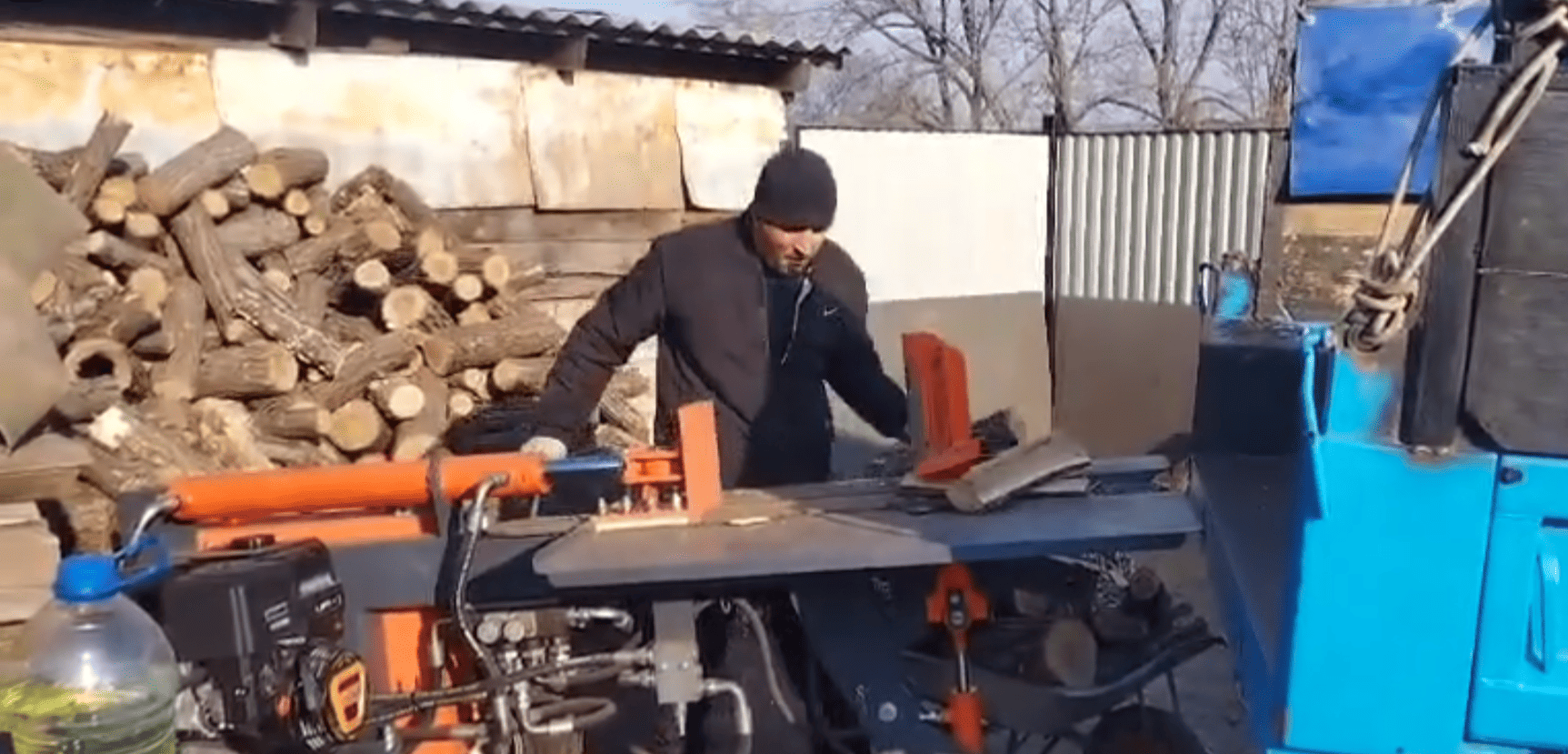 Предприниматель на дровах